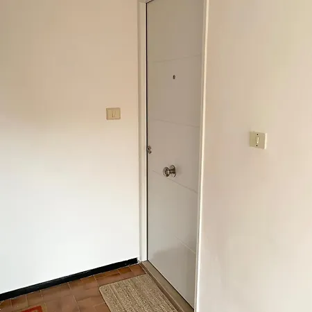 Apartman Cozy, And Bright